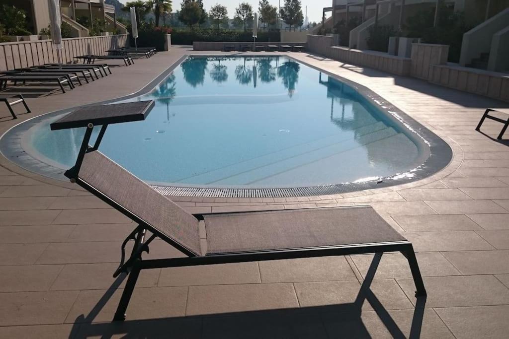 Residence Jesolo Lido Centro Con Piscina Extérieur photo